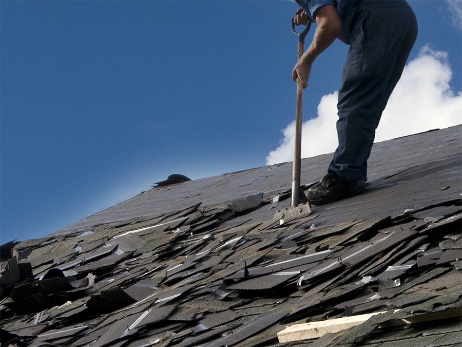 Quelle est la différence entre une réparation et une rénovation de toiture  - A.L. Toiture